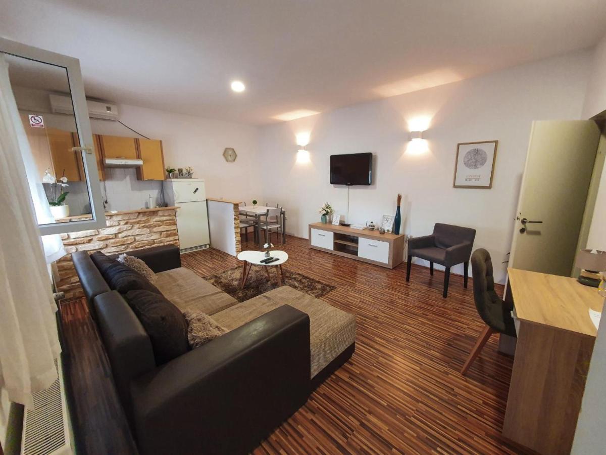 Apartment Laura & Lucija Osijek Ngoại thất bức ảnh