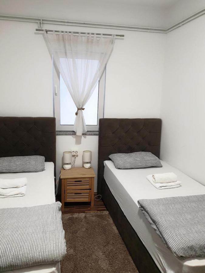 Apartment Laura & Lucija Osijek Ngoại thất bức ảnh